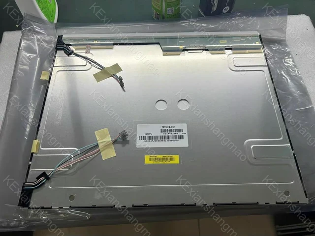 Main image of 19 inch display screen LTM190E4-L03
