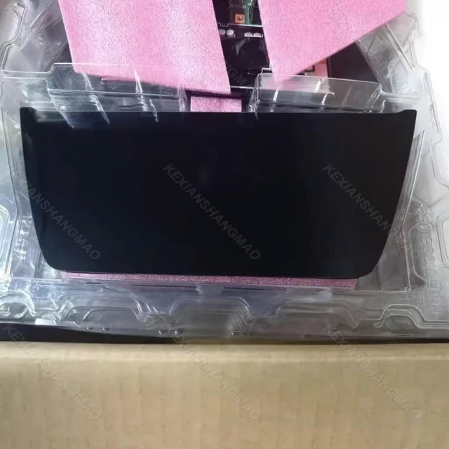 Alt view image 3 of 3 - DD080RA-02C Car mounted LCD screen with touch panel