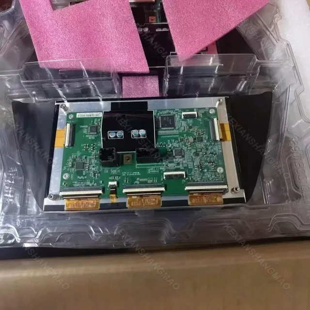 Alt view image 2 of 3 - DD080RA-02C Car mounted LCD screen with touch panel
