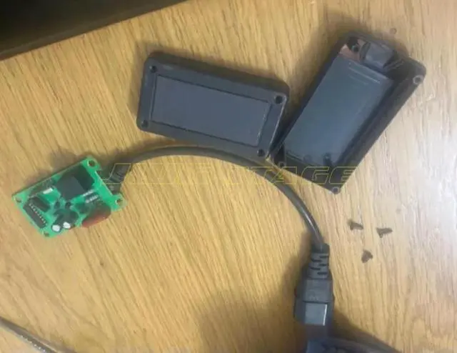 Alt view image 2 of 3 - CHX-012 Remote Control Board For 300W Big Bubble Machine