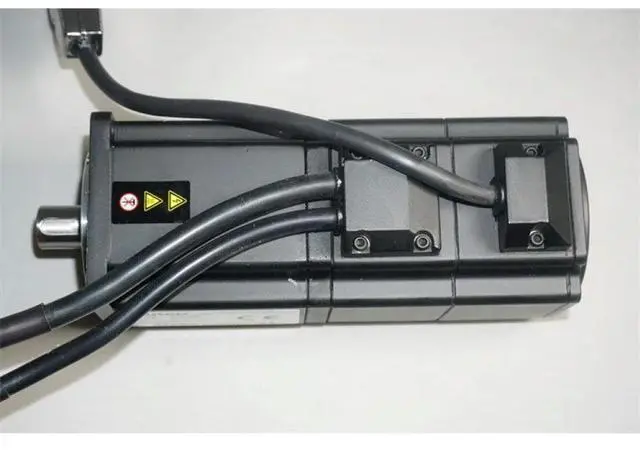 Alt view image 4 of 6 - 48V 200W Three-phase Brushless Servo Motor Integrated 24V Brake High Precision Low Voltage Encoded 2100-4300RPM Servo Motor