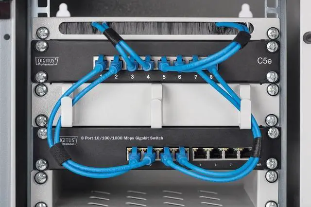 Alt view image 4 of 5 - DIGITUS 10" Switch 8-Port Gigabit Ethernet