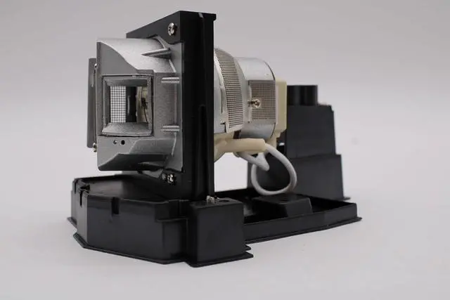 Alt view image 2 of 6 - Advanced Lamps SP LAMP041 Lamp & Housing for Infocus Projectors - Fits A3100, A3180, A3300, IN3102, IN3904LB, WS3260, SP LAMP041 & More - 1 Unit Per Pack - 90-Day Warranty