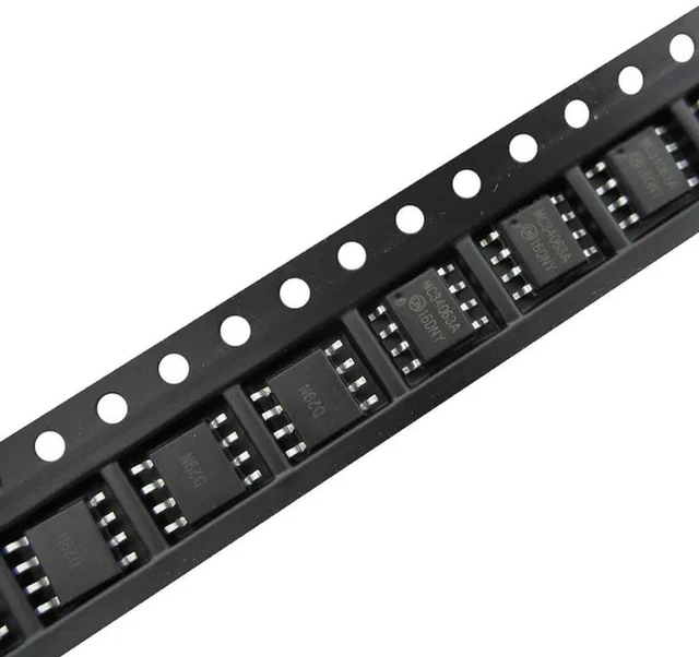 Main image of 100PCS MC34063 MC34063A 34063 SOP-8 Switching Regulator IC