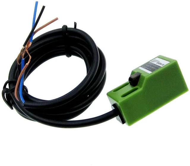 Main image of 10PCS/LOT SN04-N SN04-P SN04-N2 SN04-P2 Waterproof Proximity switch sensor