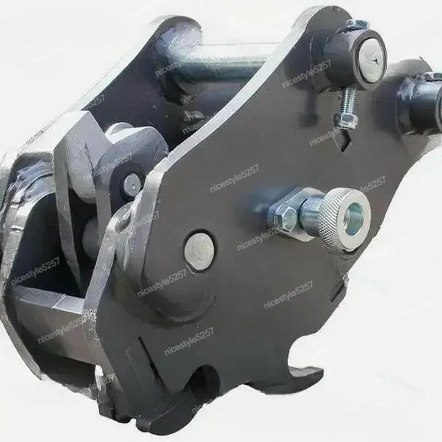 Main image of Small Excavator Quick Change Joint To Replace A Variety of Attachments Fast, Convenient and Efficient