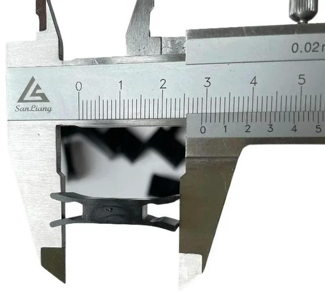 Alt view image 3 of 3 - 50pcs Elevator Plastic Slider Black or white