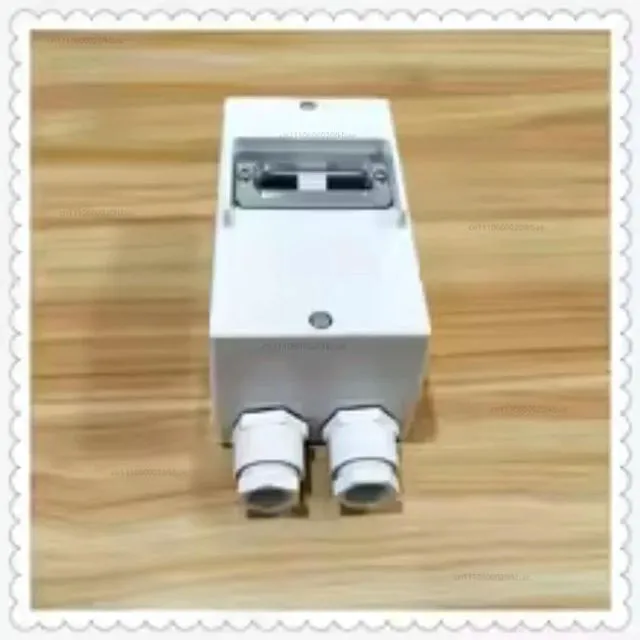 Main image of Waterproof box DZ162-16 M611-32A or less circuit breaker motor protection switch rainproof shell