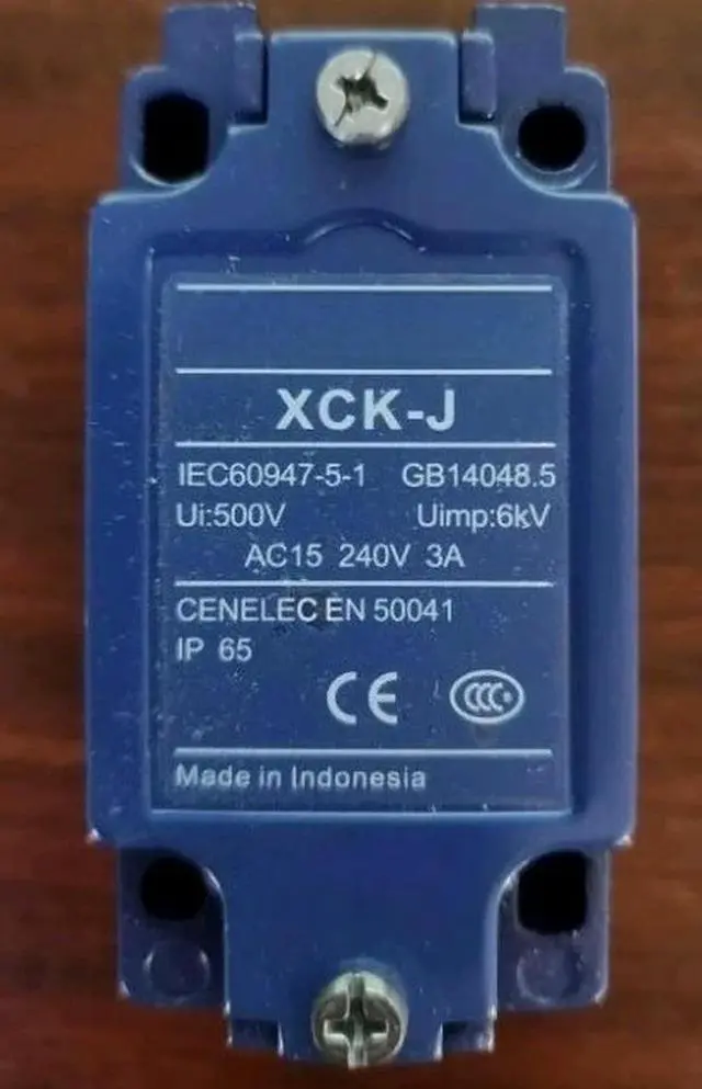 Main image of XCK-J20541 XCKJ20541 XCK-J10541 XCK-J.C XCK-J10541H29C Proximity Switch Fast delivery