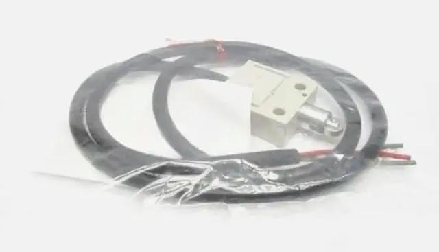 Alt view image 4 of 6 - 14CE2-1J Limit switch fast delivery
