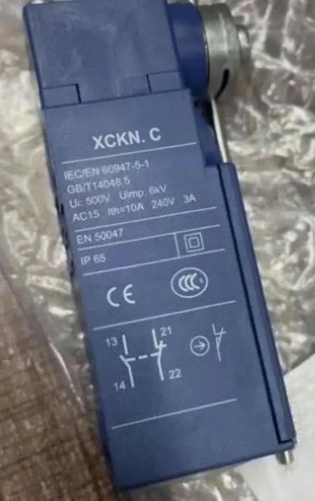 Alt view image 5 of 6 - XCKN.C XCKN2153P20C XCK-N2153P20C Limit Switch Fast delivery