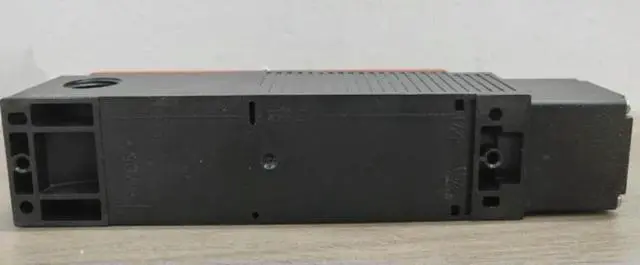 Alt view image 2 of 3 - Limit switch XCSLE3737312 packaging Fast delivery