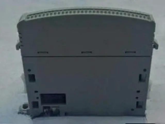 Alt view image 4 of 6 - 2085-IQ32T 2085 IQ32T 32 point digital input module Fast Delivery