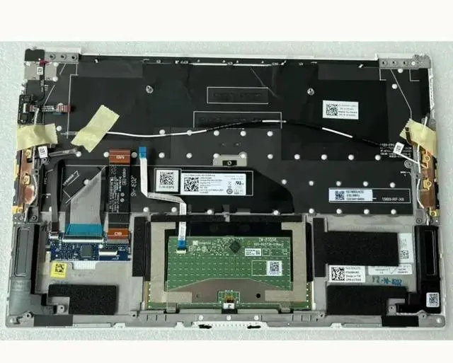 Alt view image 2 of 3 - Palmrest Upper Case w/US Intl Keyboard TP For XPS 13 9300 9310 0GT8XM