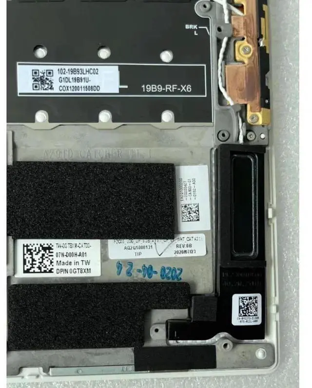 Alt view image 3 of 3 - Palmrest Upper Case w/US Intl Keyboard TP For XPS 13 9300 9310 0GT8XM