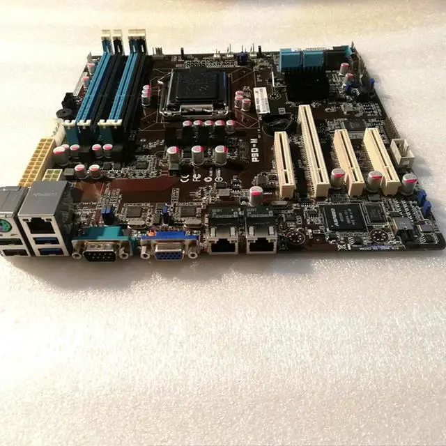 Alt view image 3 of 3 - Server Motherboard For P9D-M 1150 C224 Good