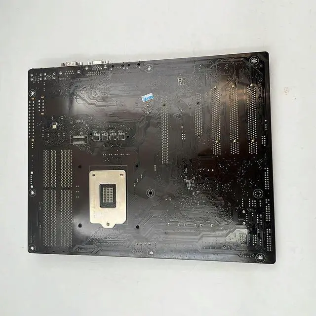 Alt view image 2 of 3 - Server Motherboard For P9D-X E3-1230V3 Good Hot