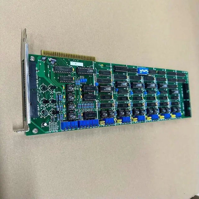 Alt view image 3 of 3 - PCL-726 6-channel 12-bit Analog Output Card ISA -