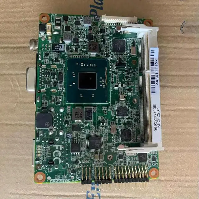 Alt view image 2 of 3 - MIO-2263 Rev.A1 2.5'' Industrial Control Motherboard