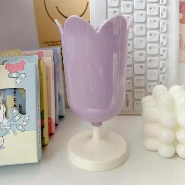 Main image of Flower Pen Holder Pen Decorations, Makeup Brush Bucket, Mother'S Day Tulip Pen Holder Gift