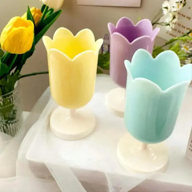 Alt view image 3 of 3 - Flower Pen Holder Pen Decorations, Makeup Brush Bucket, Mother'S Day Tulip Pen Holder Gift
