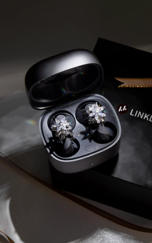 Main image of Linklike C-Flow Couture Edition: Snowflake Clip-on EarbudsSpace Gray