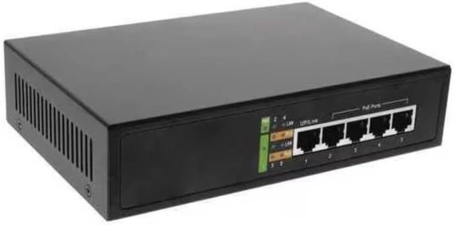 Main image of 4 PoE+ Ports Switch with 2 Uplinks - Megabit