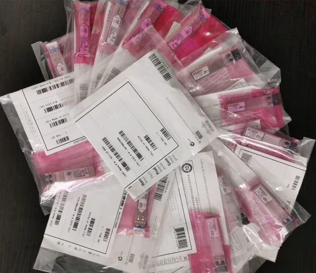 Alt view image 2 of 2 - GLC-SX-MMD 1000BASE-SX 850nm 550m DOM SFP Transceiver for Cisco Switch