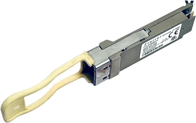 Alt view image 4 of 6 - FTL410QE2C 40BASE-SR4 150m Gen2 QSFP+ Optical Transceiver QSFP-40G-SR4
