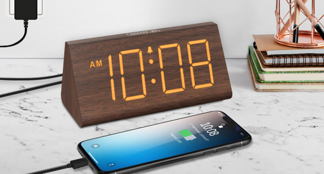 alarm clock with usb charging port