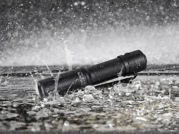 IPX-8 waterproof flashlight