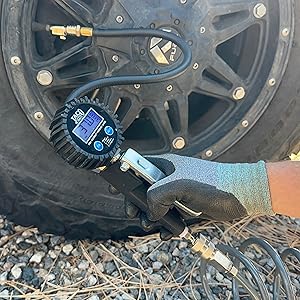 digital tire inflator with pressure gauge air chuck nozzle air compressor attachment
