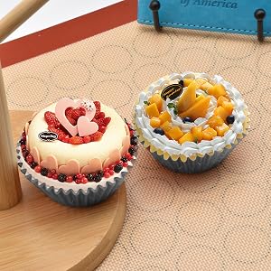Standard Silver Foil Cupcake Liners Metallic Paper Muffin Baking Cups 200-Count (Silver)