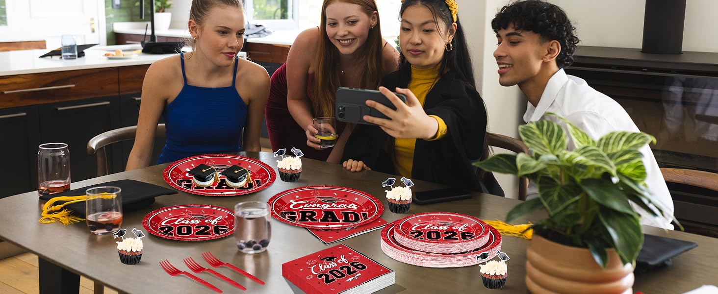Graduation Party Supplies Set