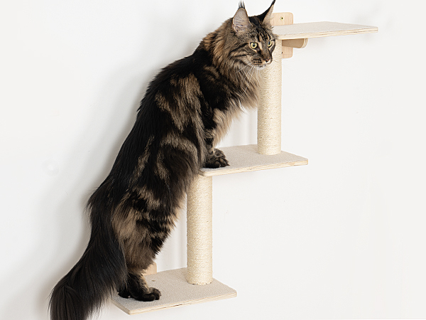 Natural Sisal Scratch Post Tree