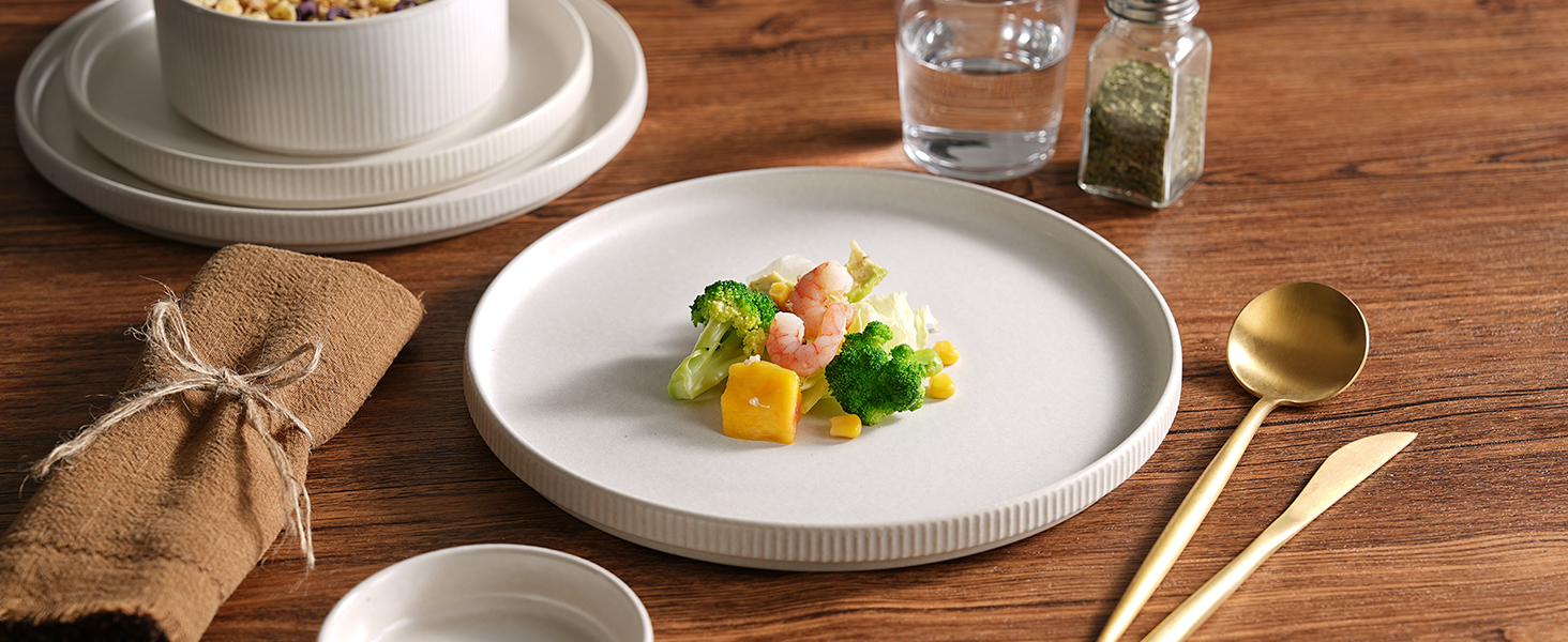 dinnerware set