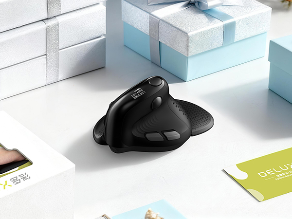 medium ergonomic mouse