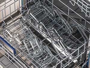 food storage container with lids