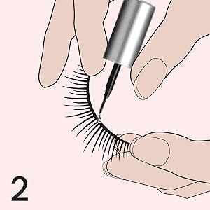 natural looking false eyelashes