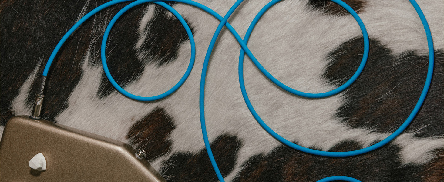 blue guitar cable