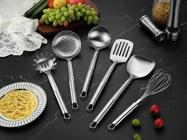 ,kitchen utensils