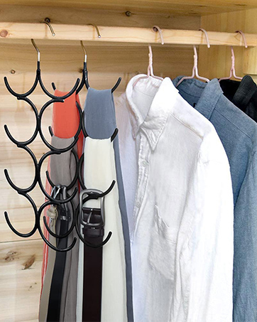 Scarf hanger