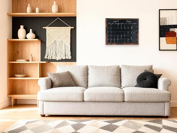 This small hanging blackboard is suitable for homes, kitchens, cafes, schools, or offices