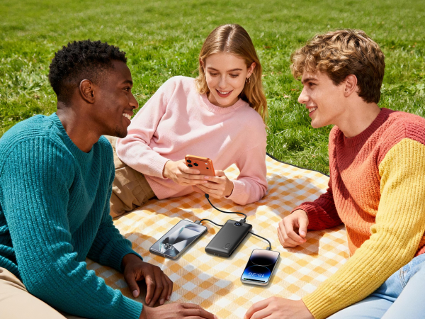 Convenient for Multiple People to Use-Black