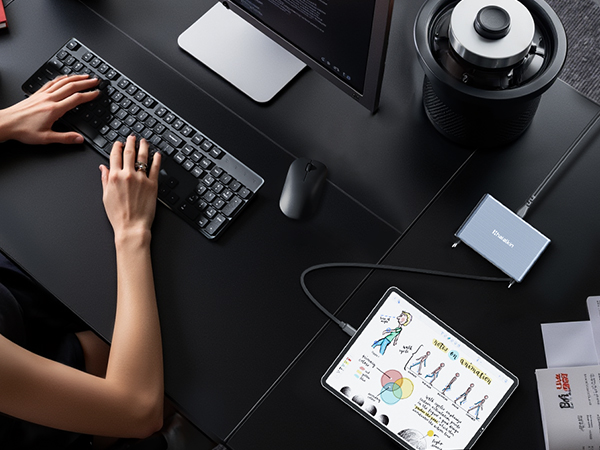 8 IN 1 Charging Station