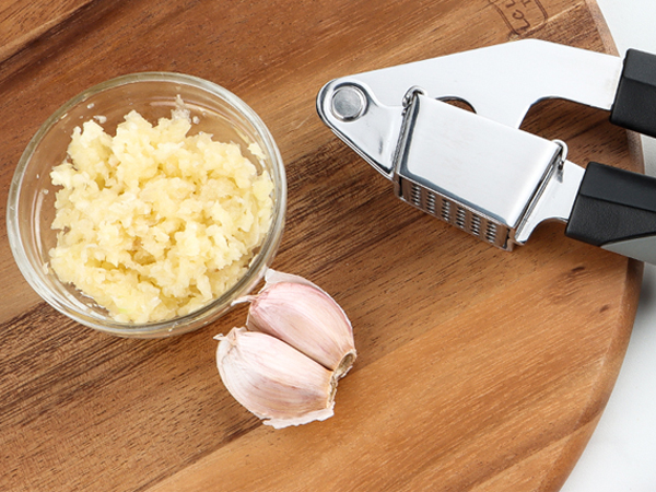 Garlic Mincer