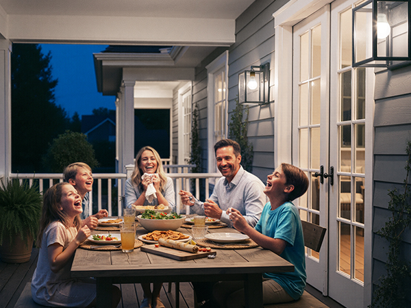 dusk to dawn light bulbs outdoor