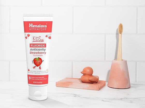 kids Fluoride antcavity strawberry header6mob