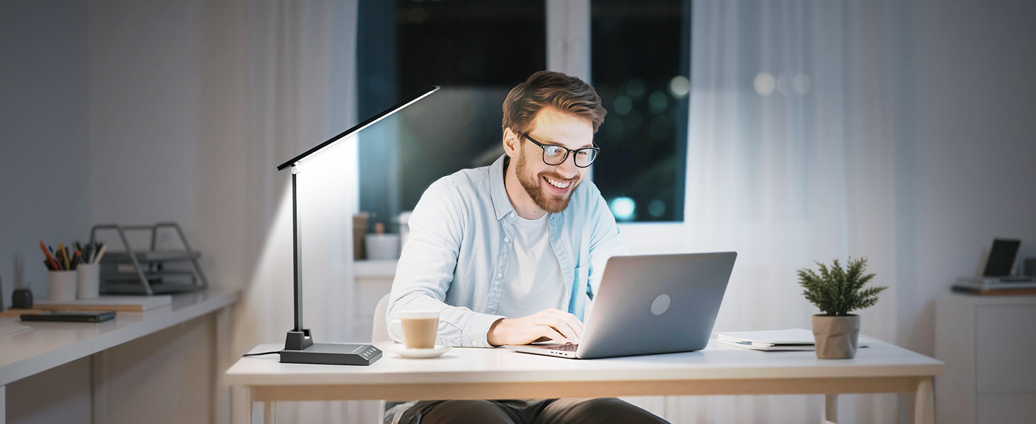 LED_Desk_Lamp_for_Working