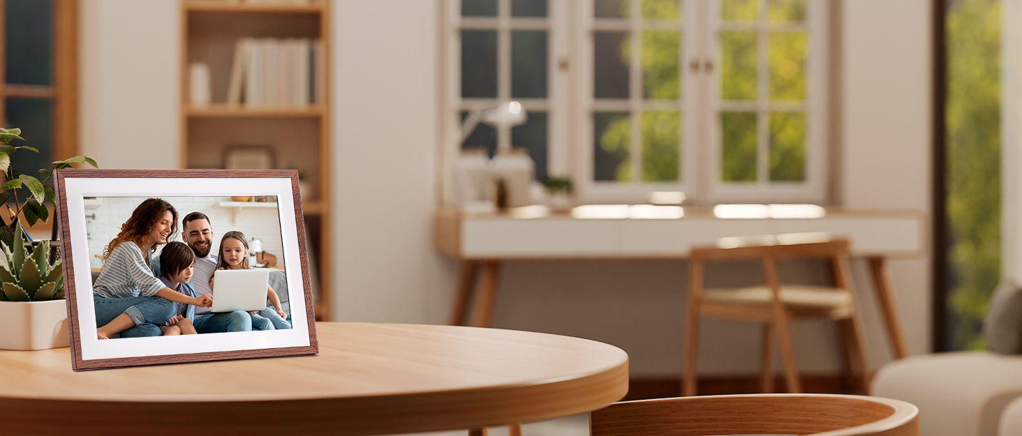 digital picture frame